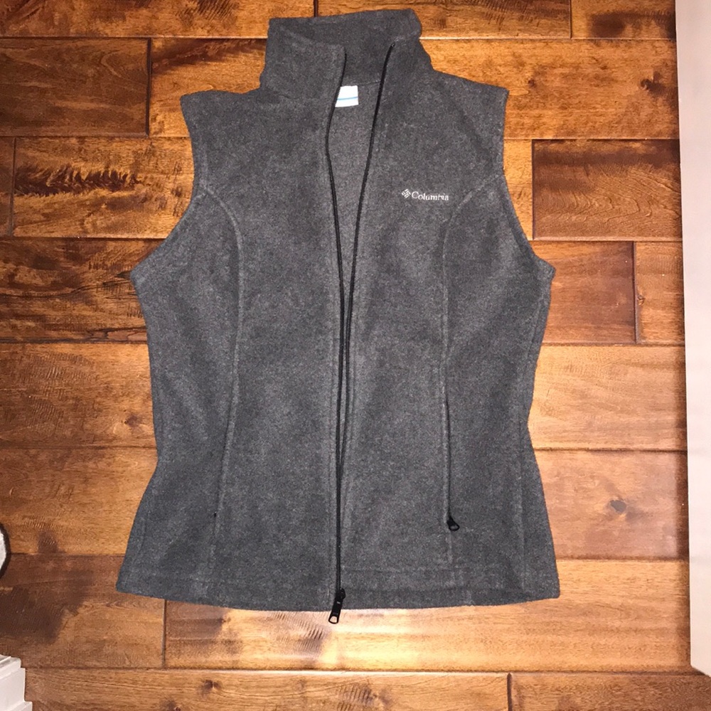 Columbia gray vest